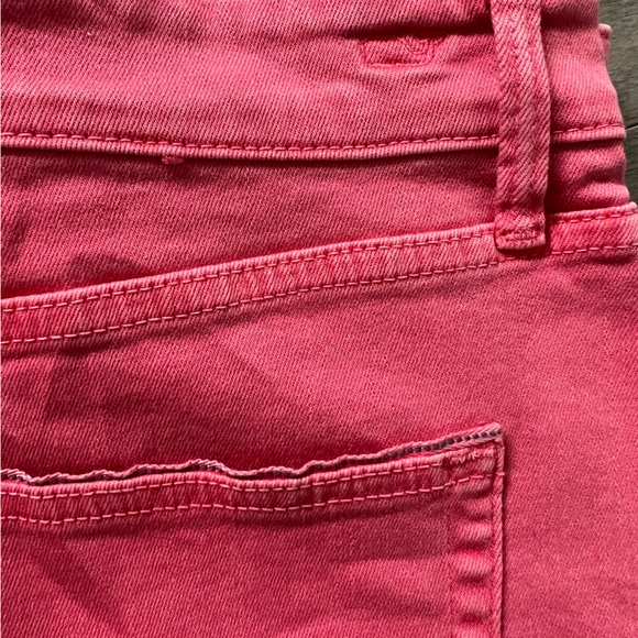 Cranberry Pink Vineyard Vines Denim Skirt | Size 8 - Picture 8 of 9